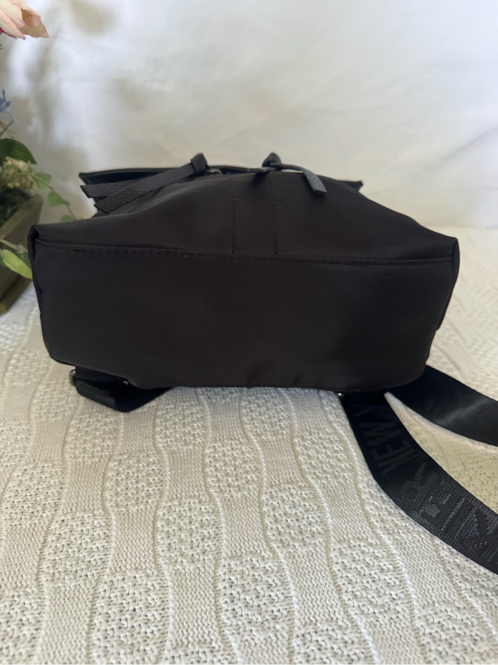 Botkier EUC black nylon & leather med backpack - Picture 6 of 7